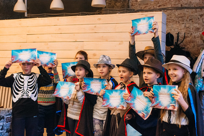 Как отметить Новый год классом — идеи для младших школьников в Озёрске